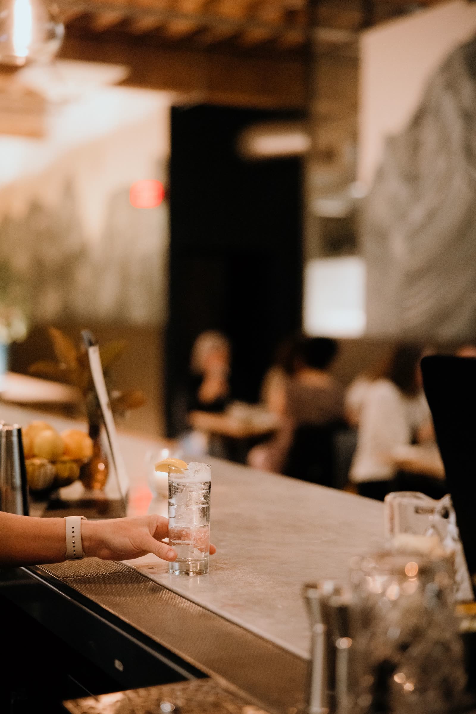 The HOLLOW FIG dining room and bar during dinner service