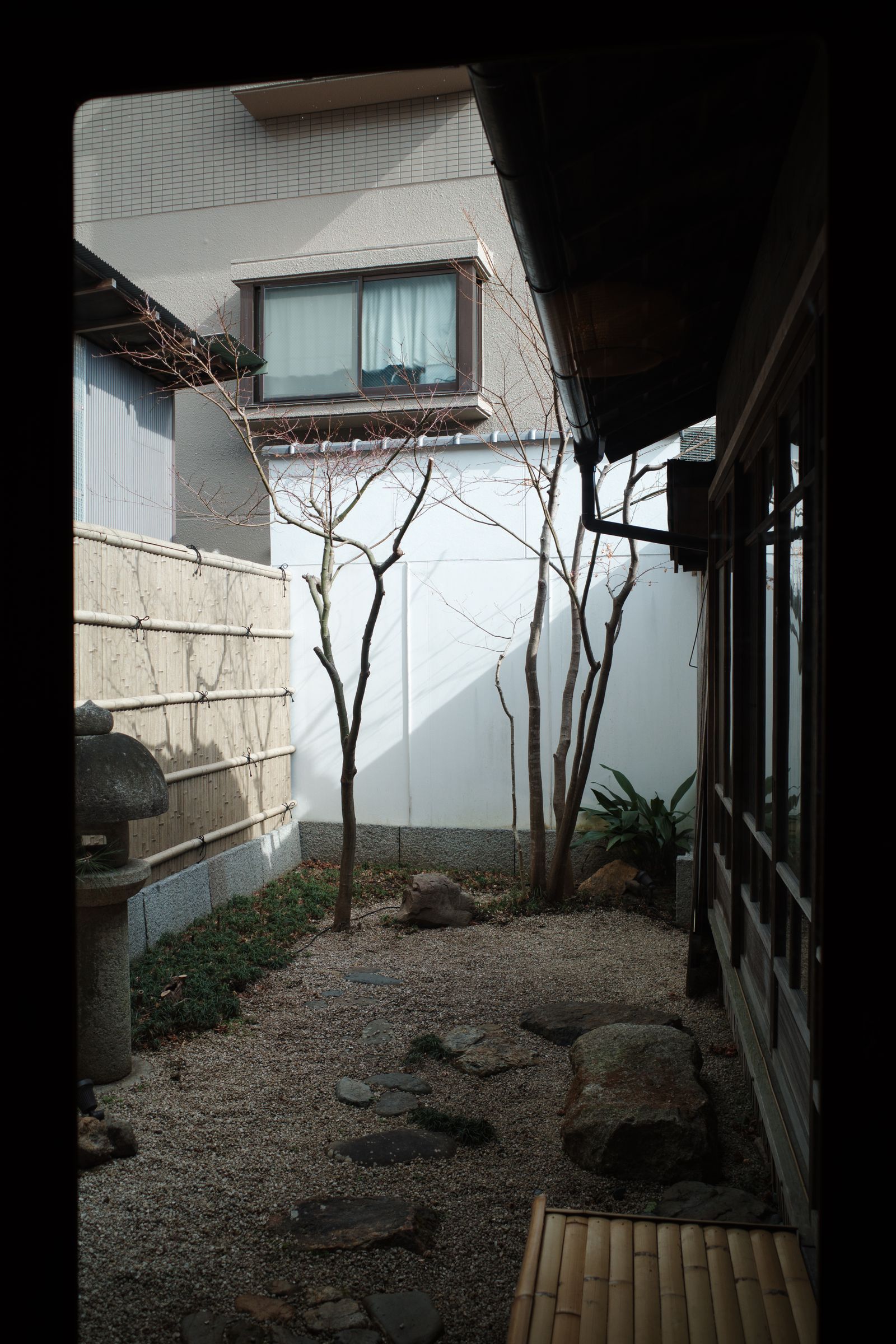 京都の坪庭と塀